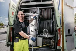 Rohrreinigung bei Verstopfung und Abflussproblemen